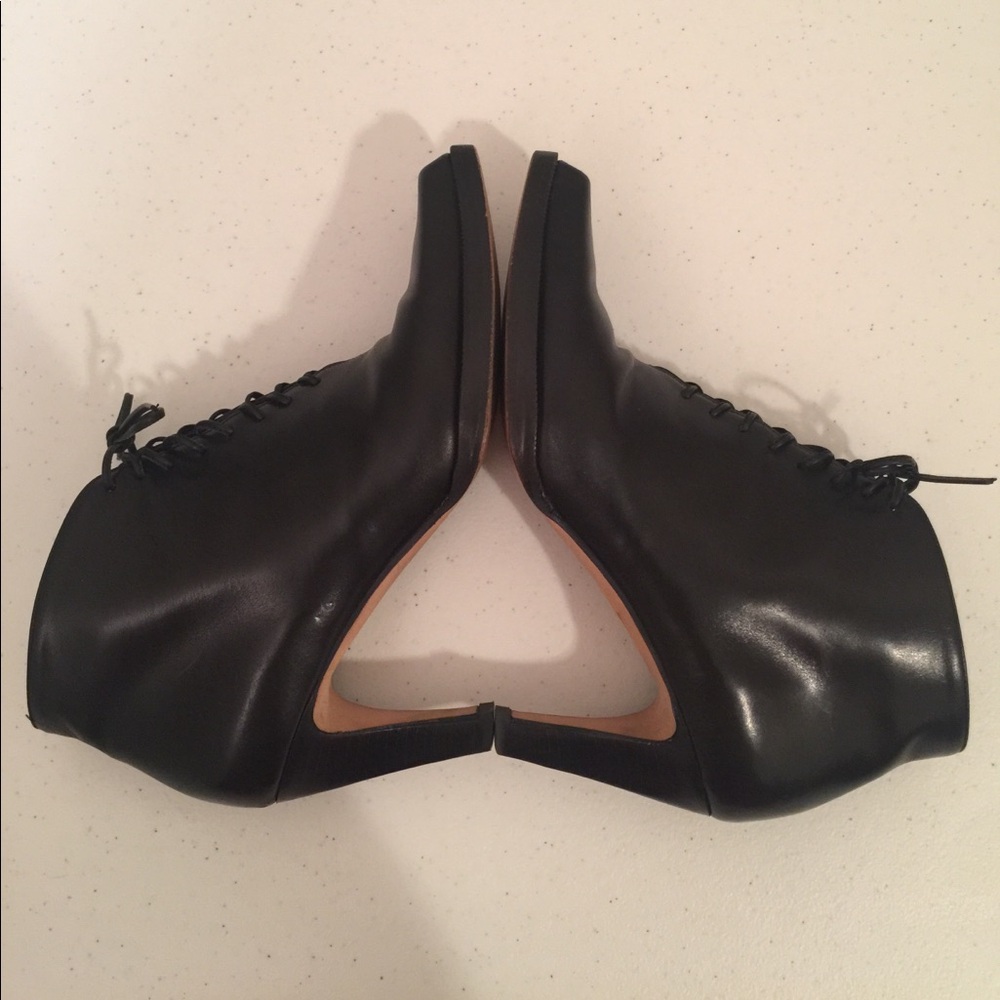 Black Leather Ankle Boots 5.5 - Picture 2 of 11